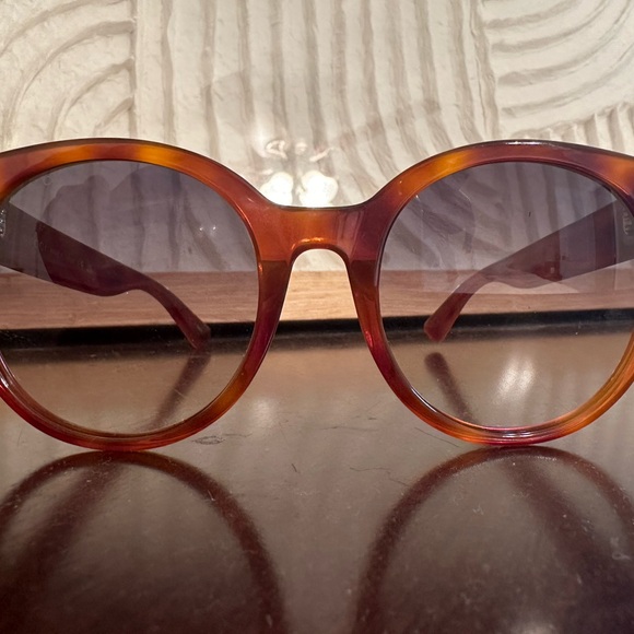 Gucci cat eye round sunglasses - Picture 3 of 5